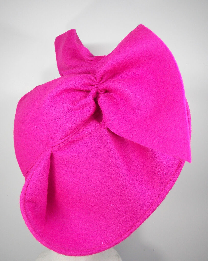 Hot pink 40s bow hat2