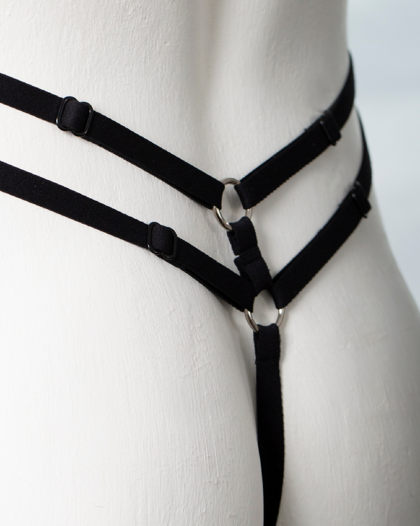 strappy-black-g-string-masc-ishtar-iona-smith-scott-4x5-closeup
