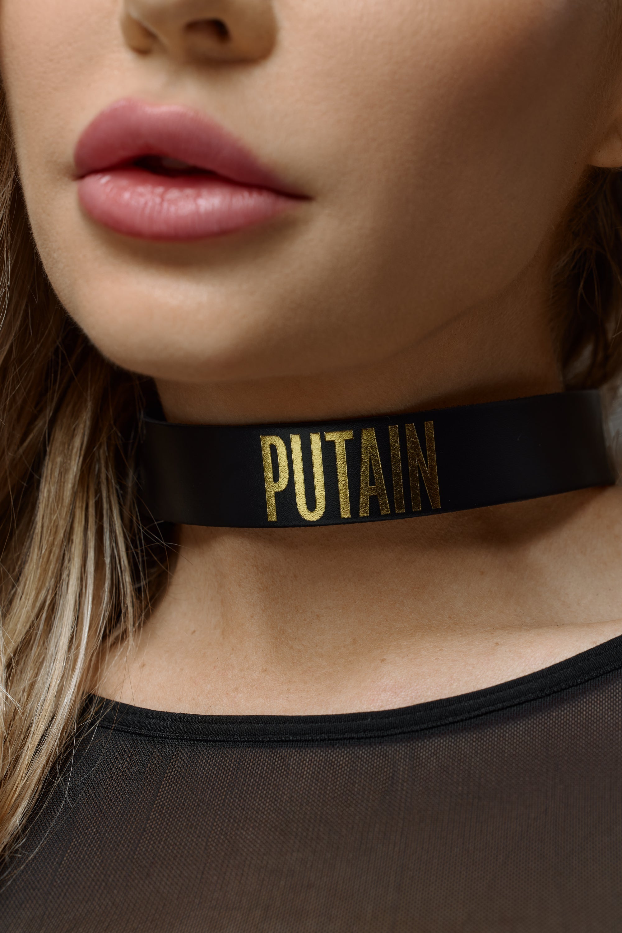 Collar "PUTAIN"