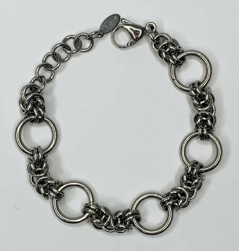 bondage-bracelet