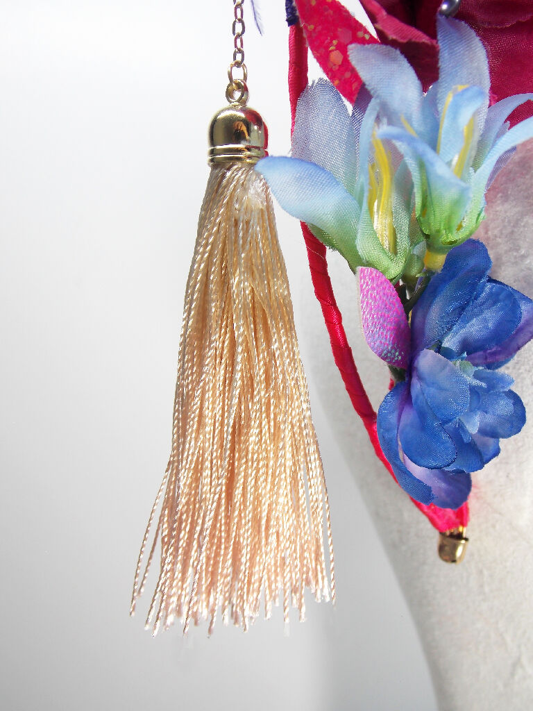 Multicolour triple halo tassels3