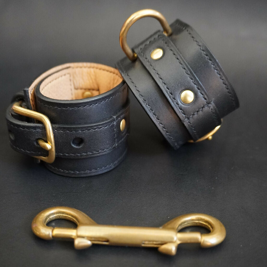 Black_Handcuffs_2