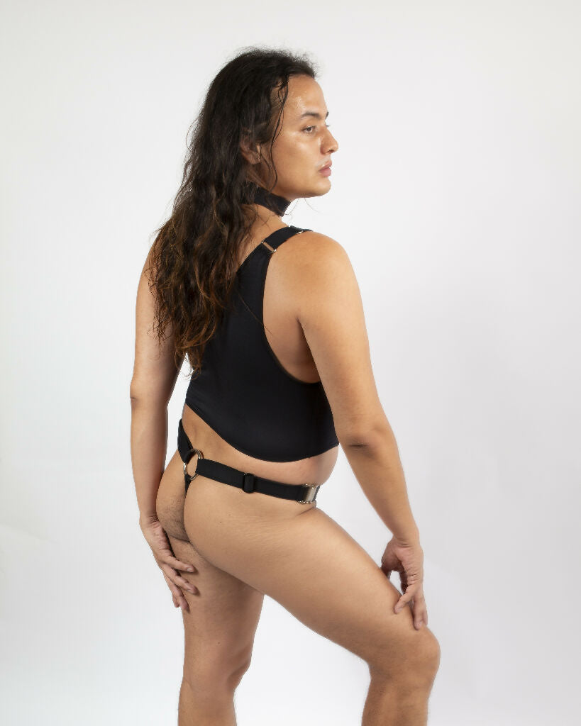 tank-top-buckle-thong-fenrir-iona-smith-scott-6