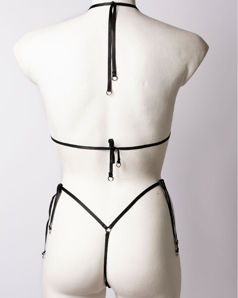 string-bikini-set-jezabel-iona-smith-scott-4x5-back
