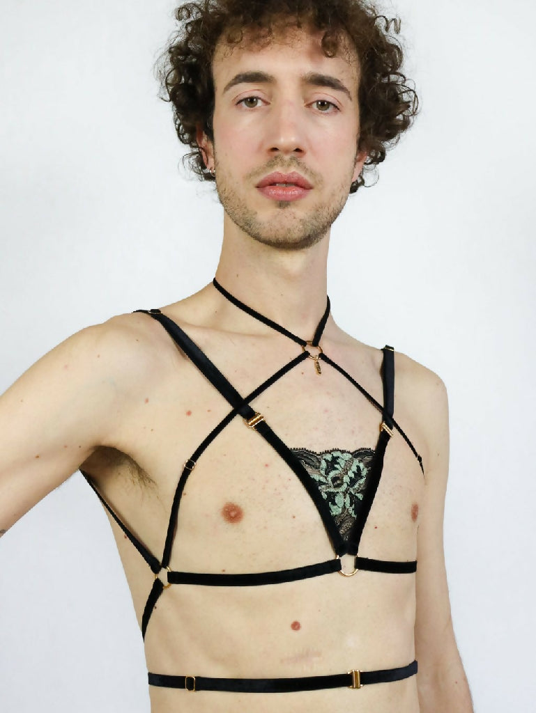 Black_Green_Lace_Velvet_Chest_Harness_Ash