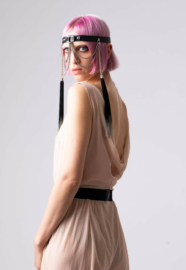 ICONIC_headpiece_black_leather_perlensau8 copy