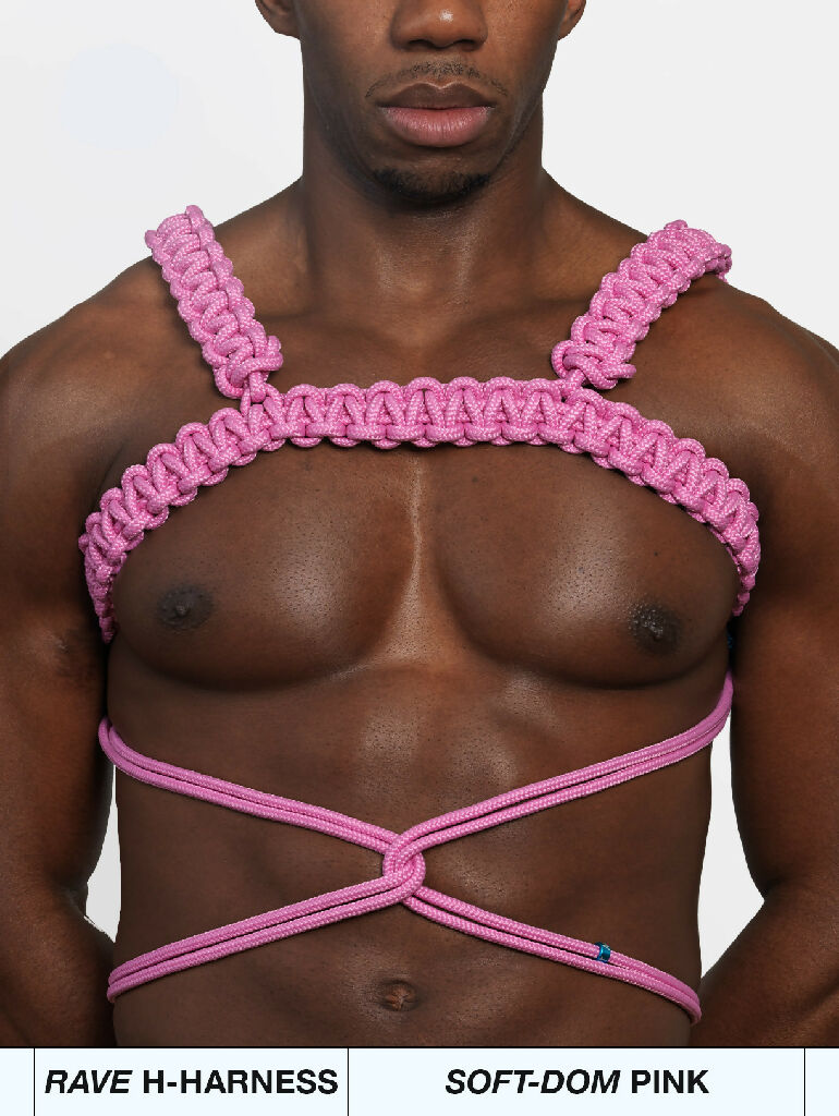 AINT-SAINT-SHOP-RAVE-PINK-HARNESS-FRONT