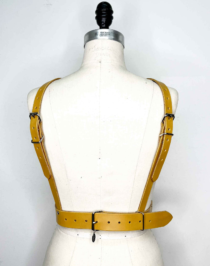 Finn Hinged Leather Chest Harness