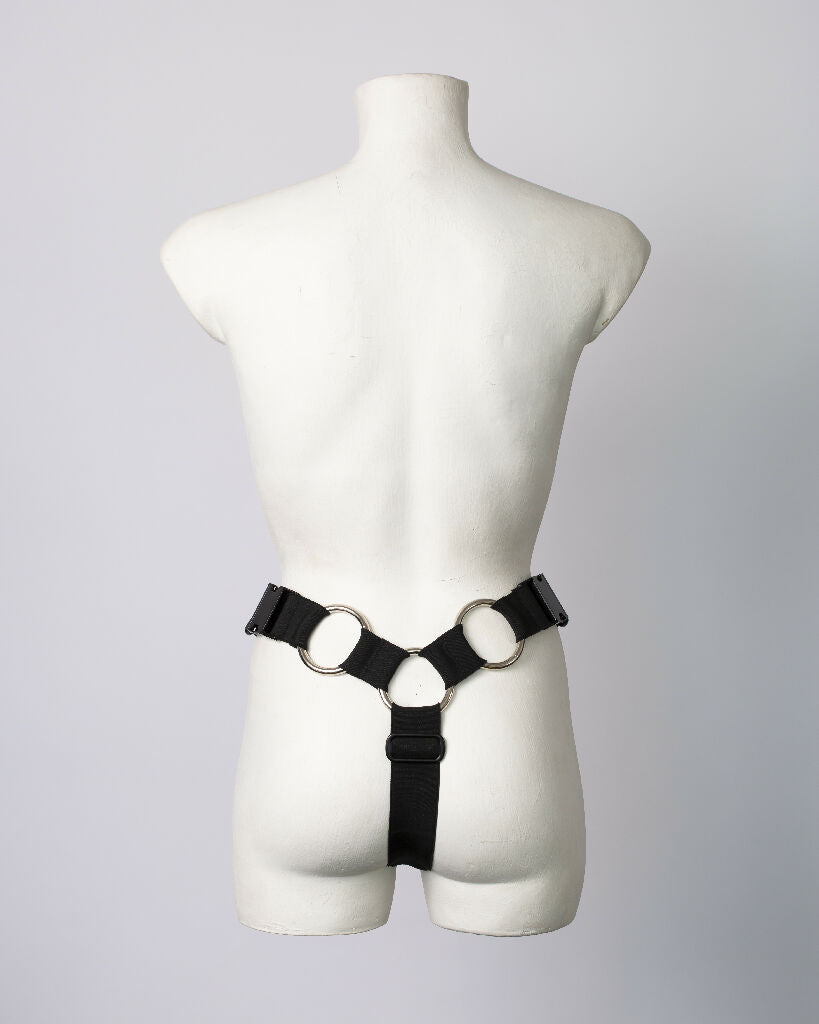 oring-leg-harness-black-vegan-elastic-thalia-belt-iona-smith-scott