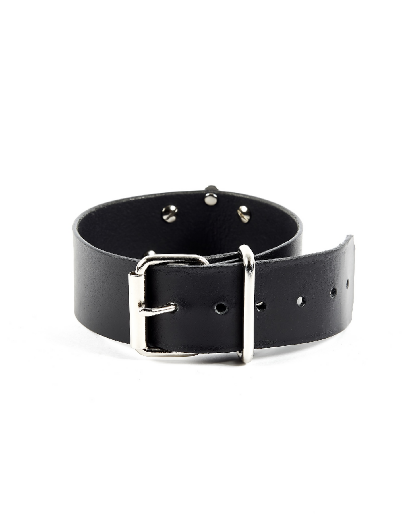 WARRIOR_choker_perlensau_black_leather1 copy NJAL