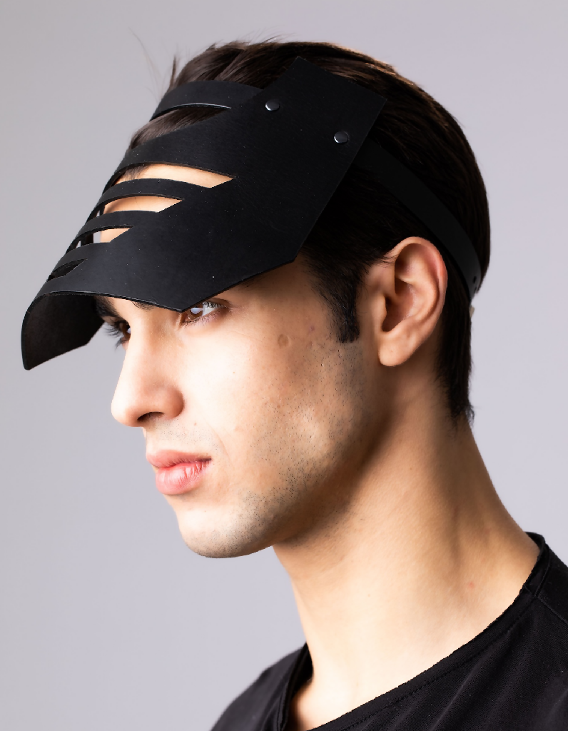 VOID_visor_perlensau_black_leather5 NJAL