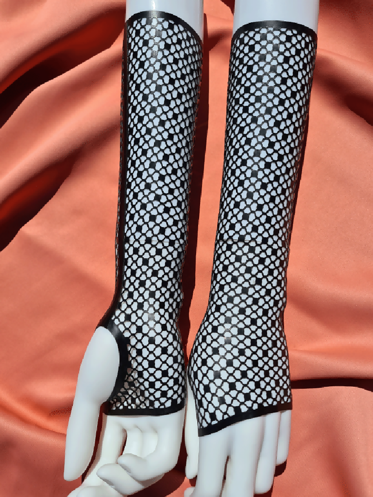 Belladonna Gloves 3