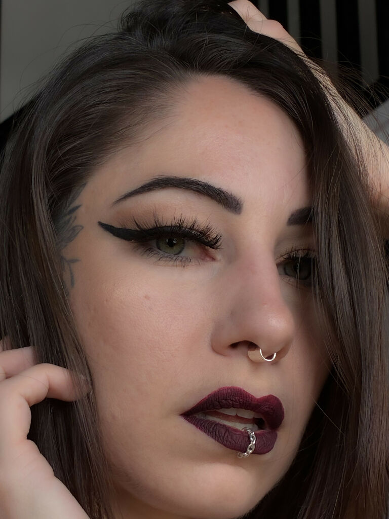 A9AECA24-26FC-4ECC-B38C-629681CFA654