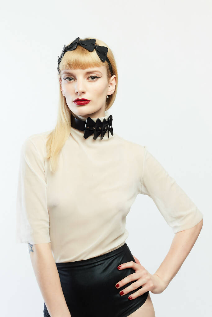 Caesar choker