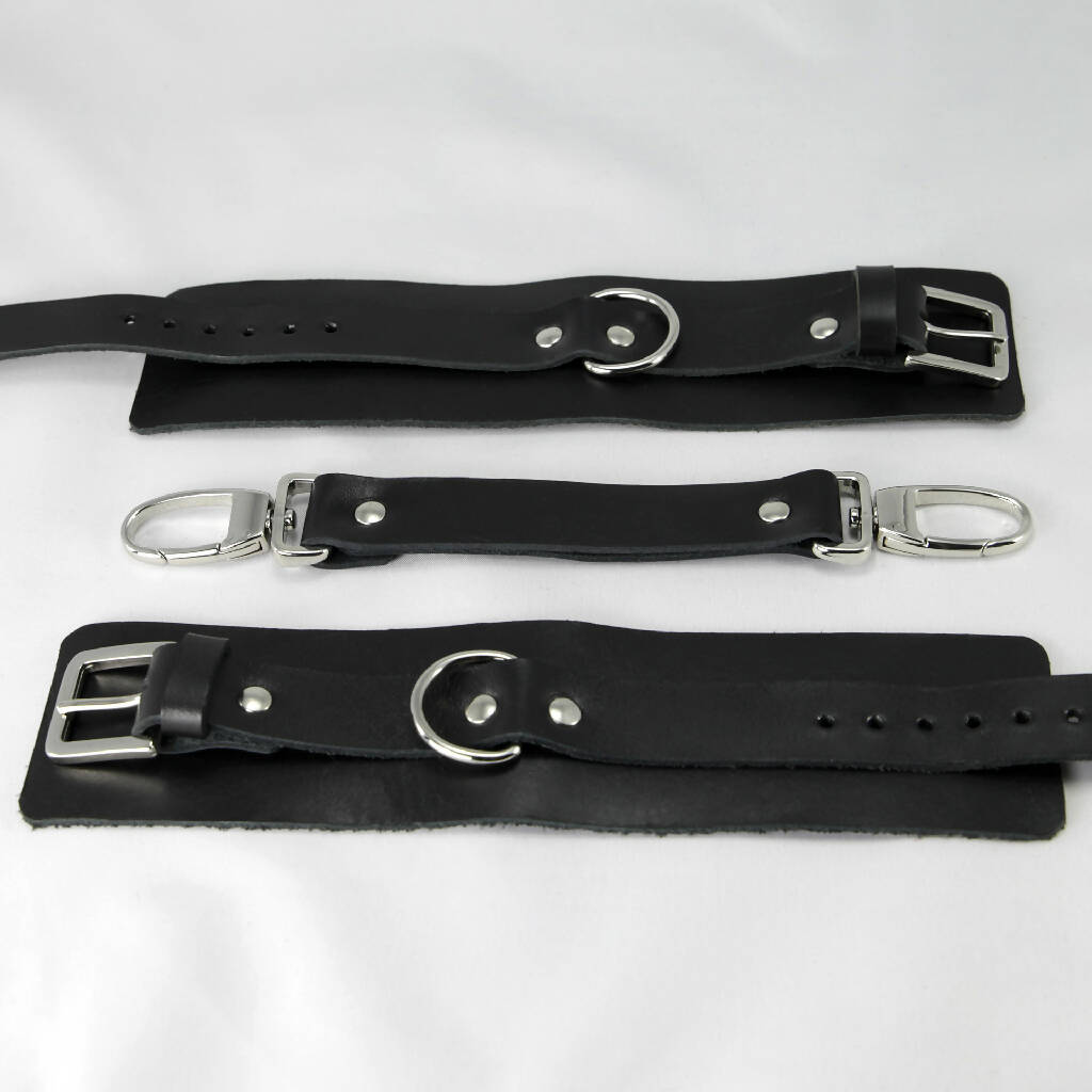 Leather Cuffs Black