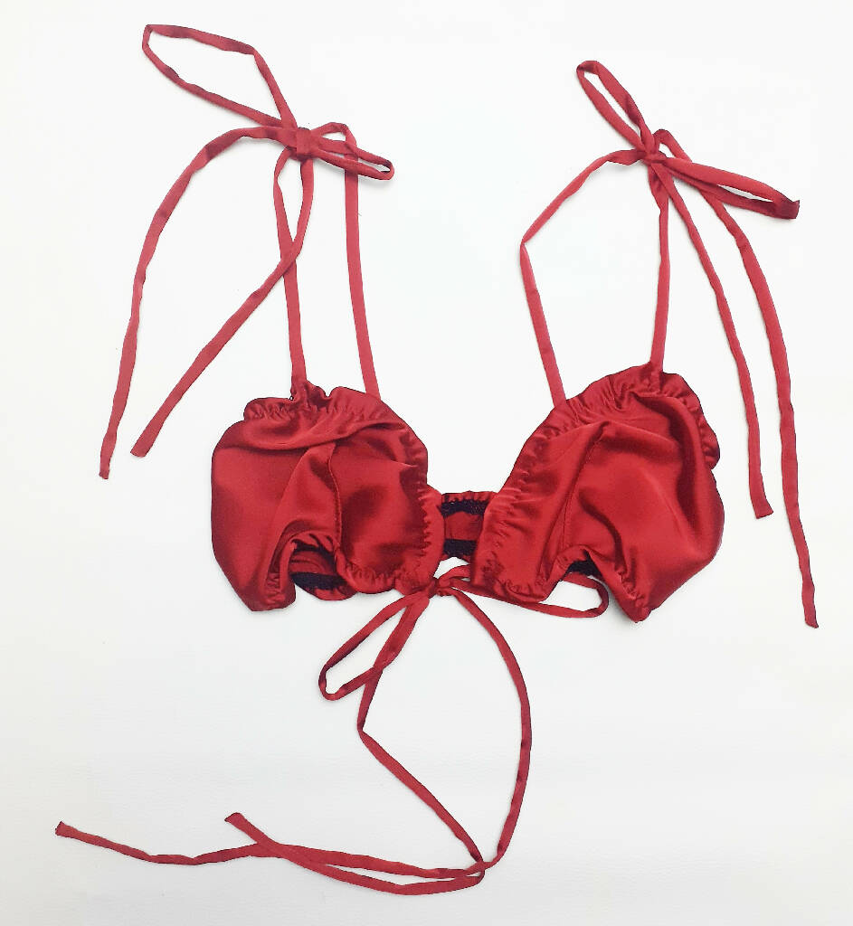 The satin TEASE bralette & PASSION knicker lingerie set