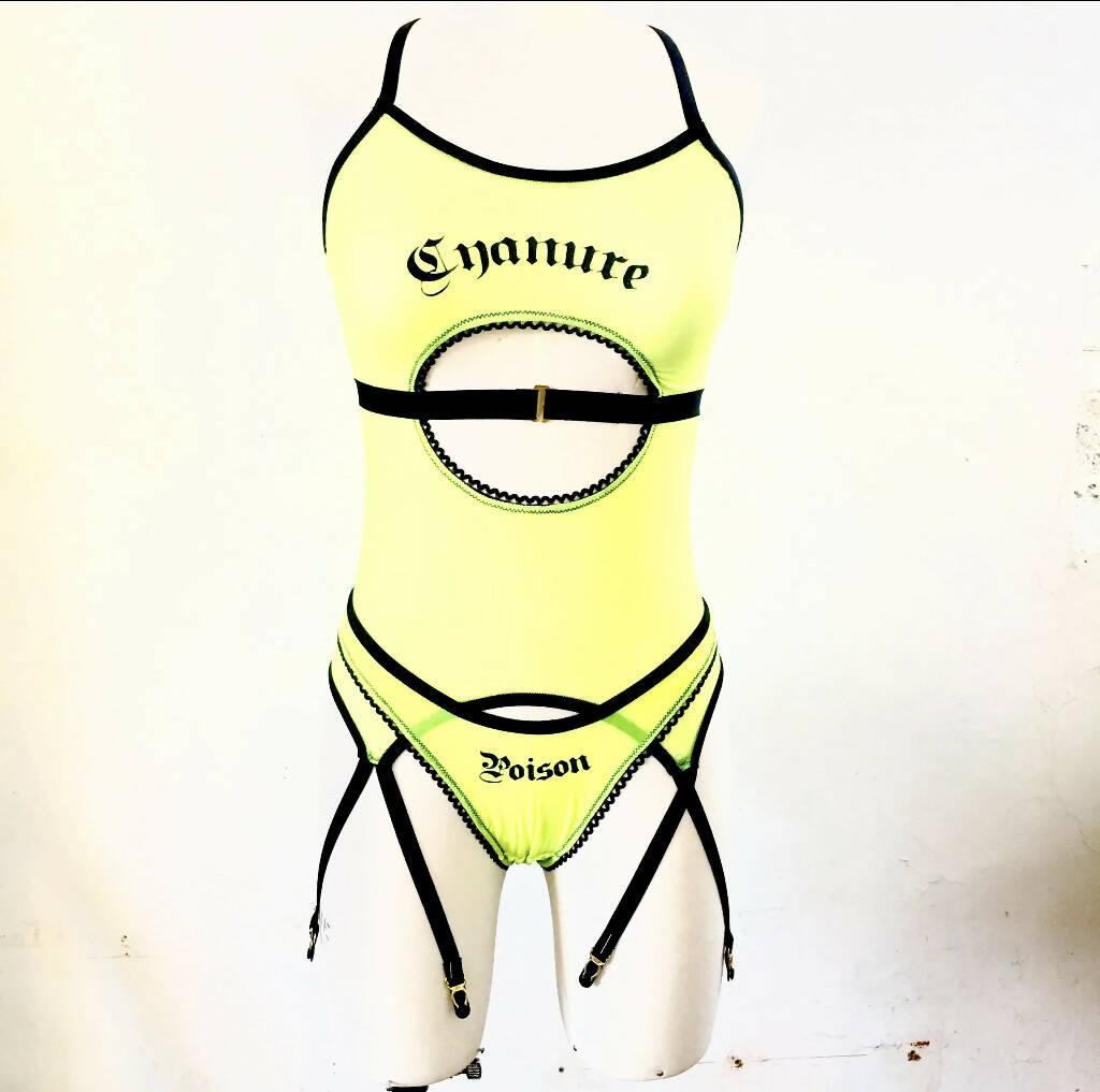 Cyanide fluo yellow suspender top