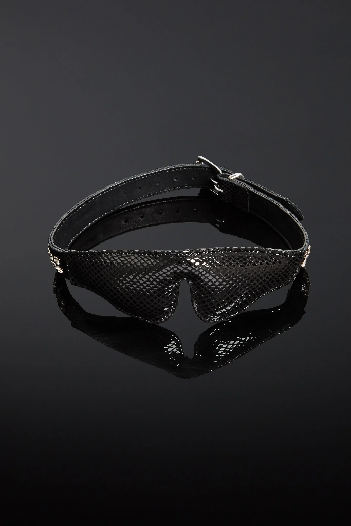 House_of_SXN_Serpens_Blindfold_1