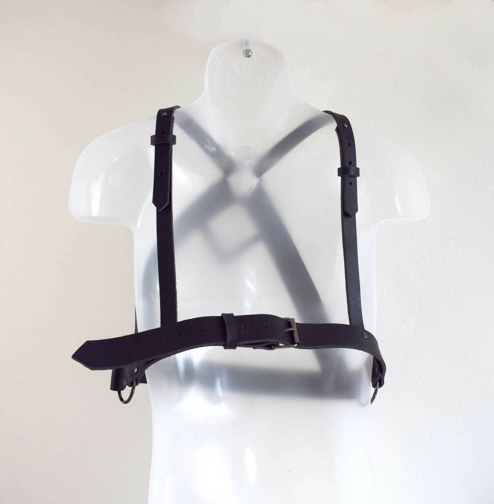 Cain Men’s Leather Chest Harness