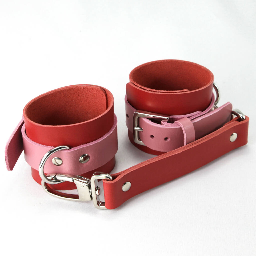 Leather Handcuffs Red/Pink