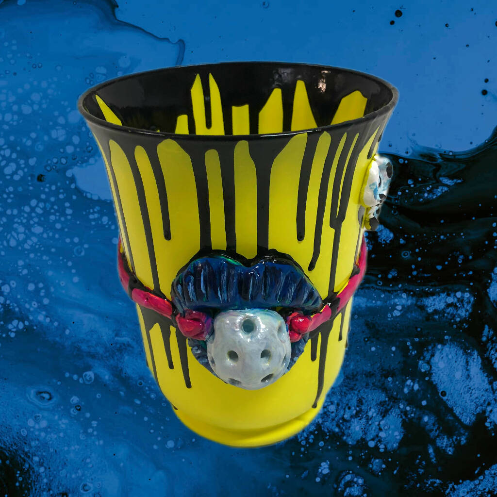 Ball gag vase - Coraline