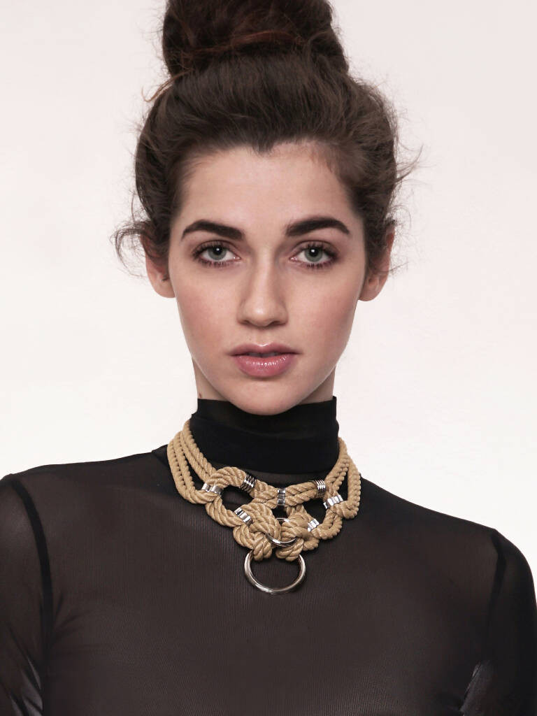 MEGAMI CHOKER *BEIGE*