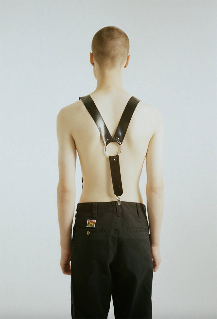 Latex suspenders