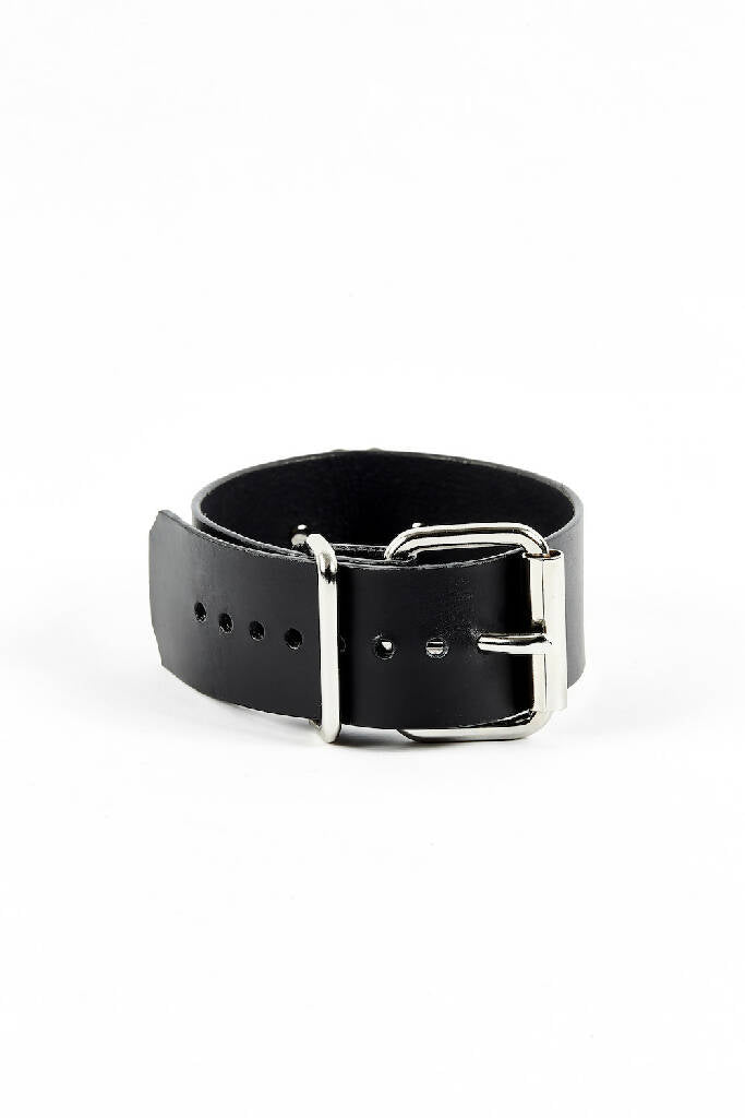 Concubine choker