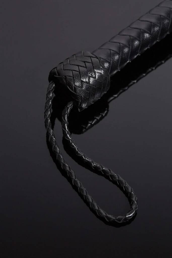 House_of_SXN_Equi_Horse_Hair_BDSM_Flogger4