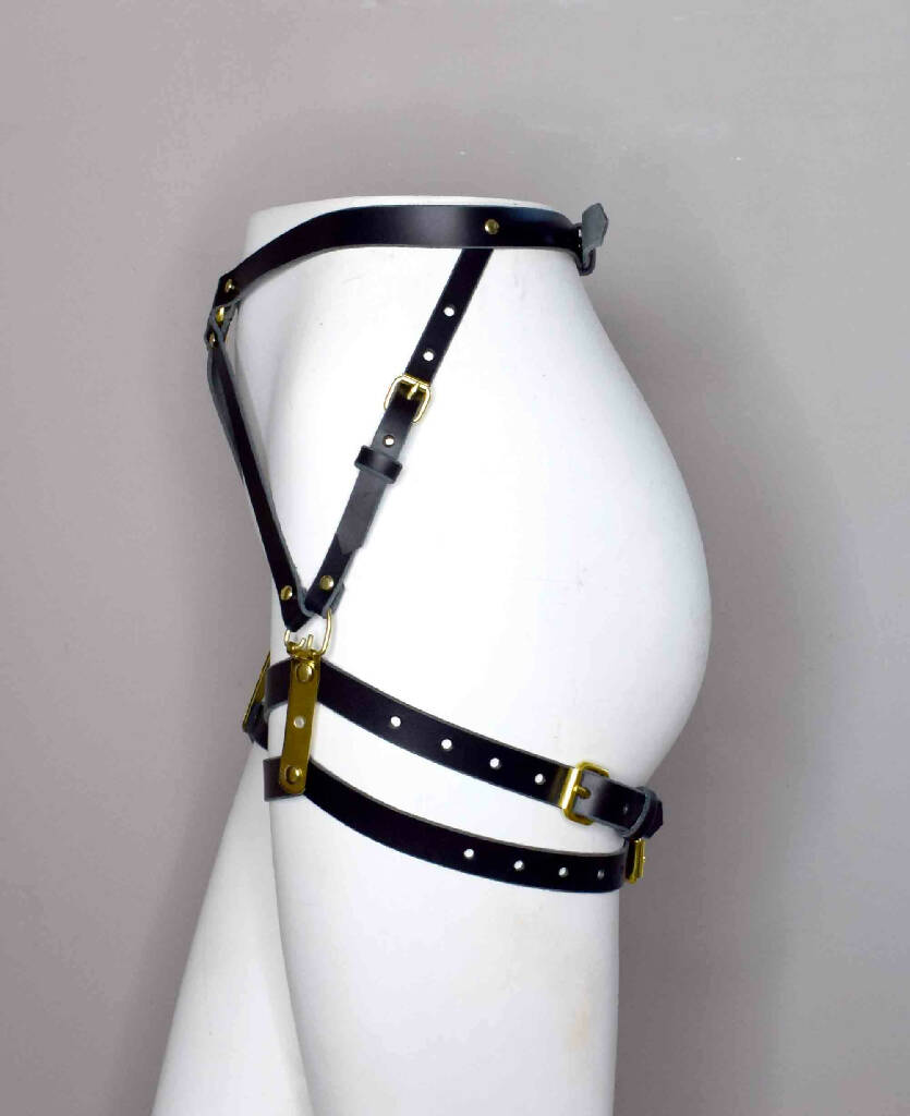 Nymph Leather Garter Leg Harness