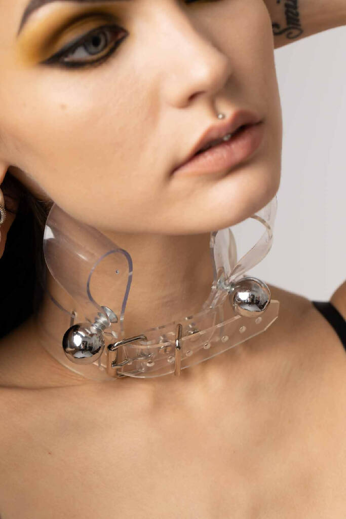 Patrician choker