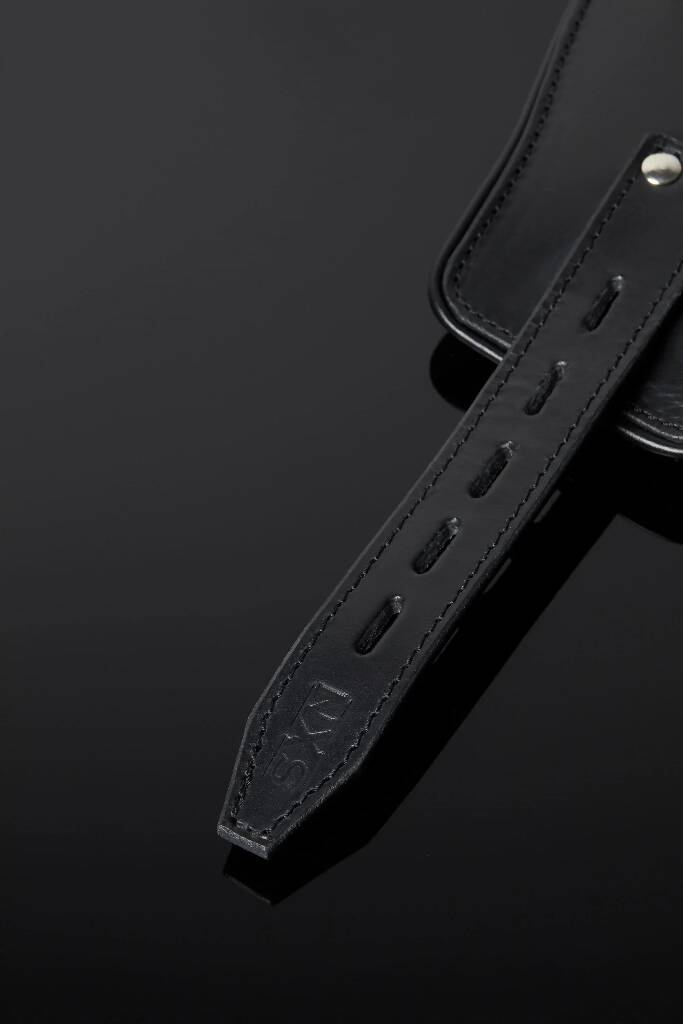 House-of-SXN-Servage_Classic_Posture_Collar_High_3