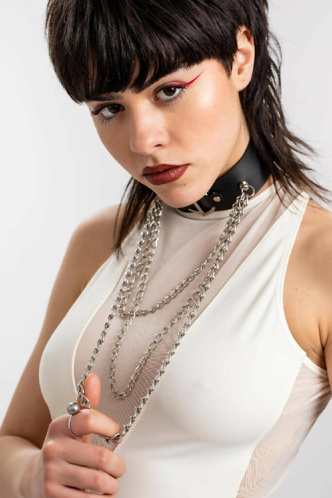 Noble choker