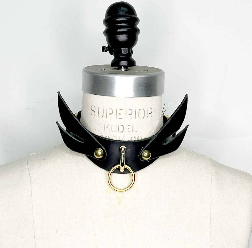 Seraphim Winged Leather Collar