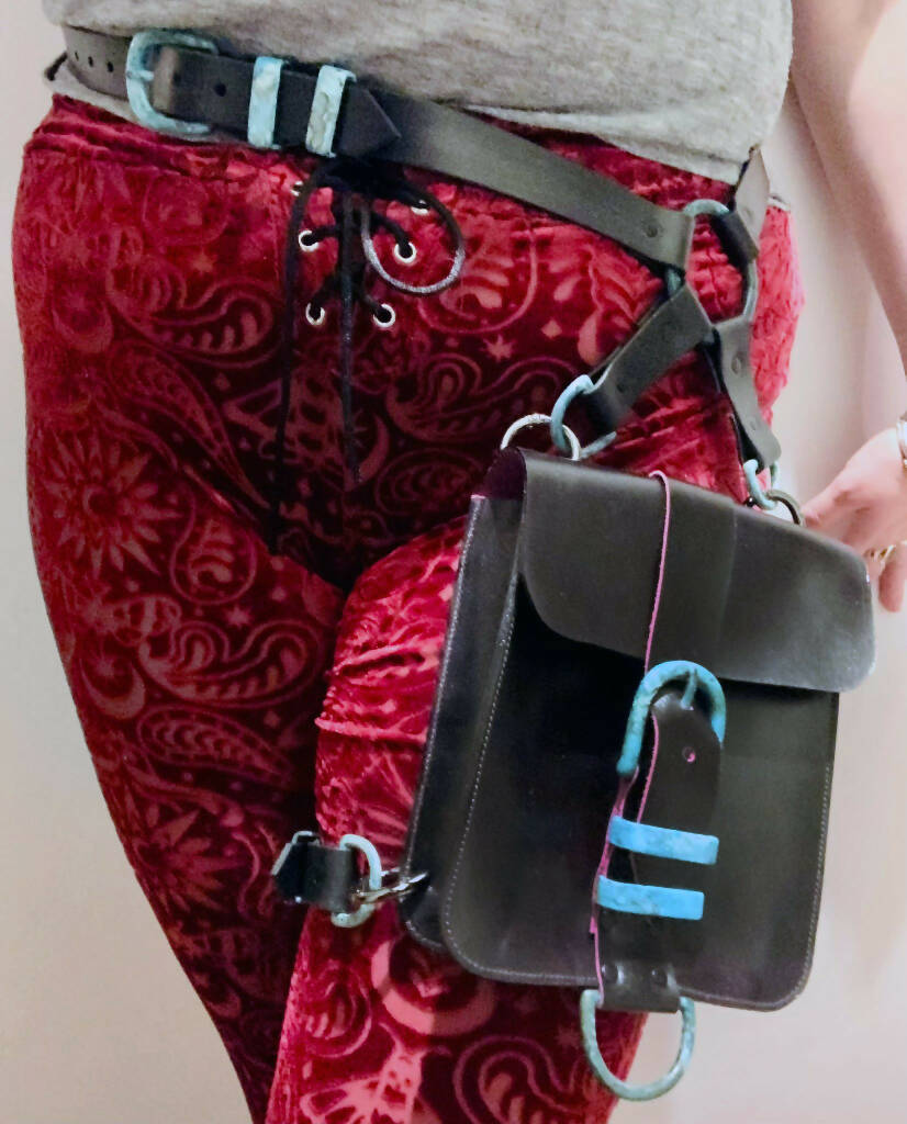 Belle Starr Holster Bag