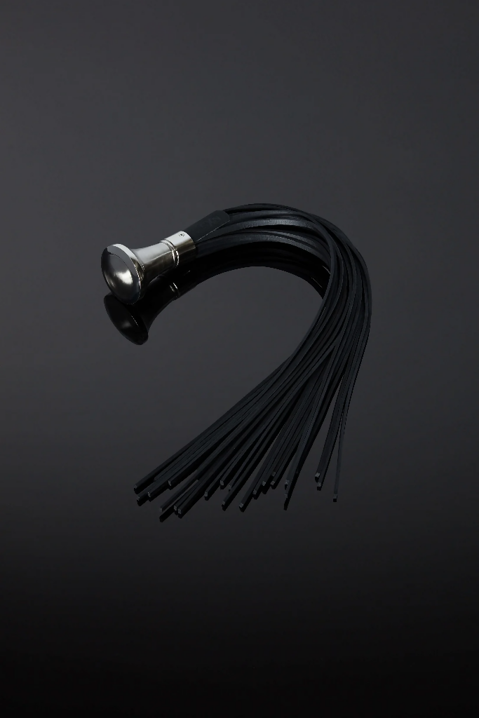 House_Of_SXN_Dyonsis_Flogger_2