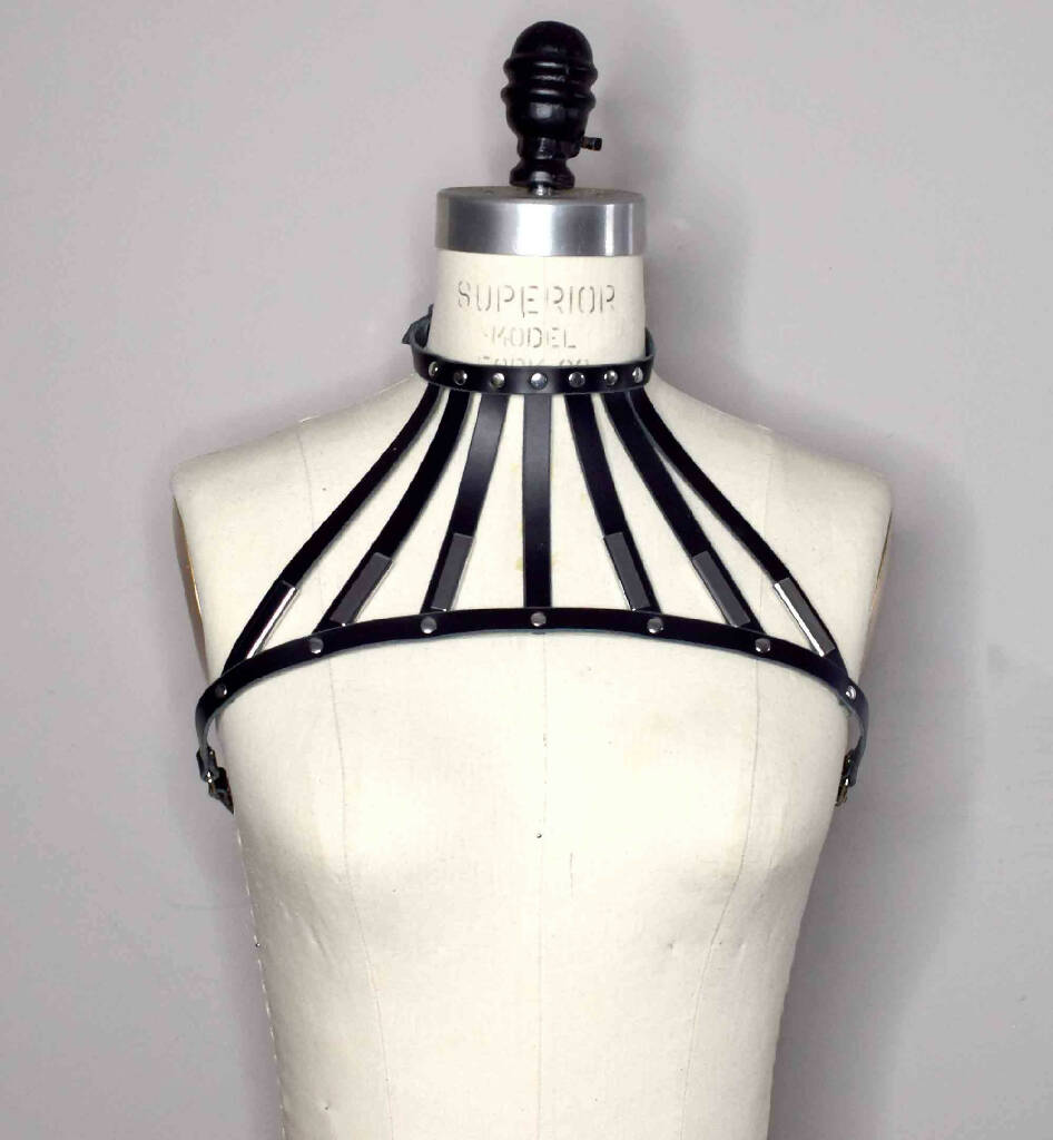 Hauteur Strappy Leather Neck Harness