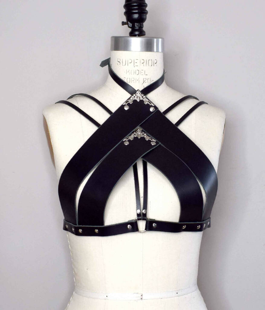 Song High Neck Leather Bra