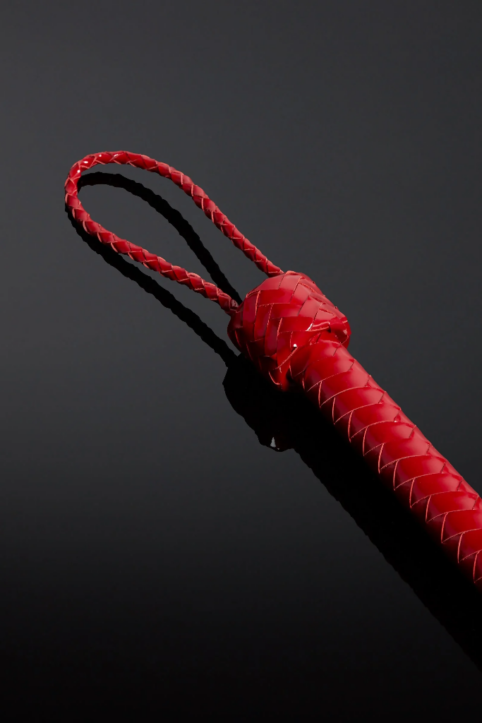 House_of_SXN_Rosa_Sanguine_Flogger_2