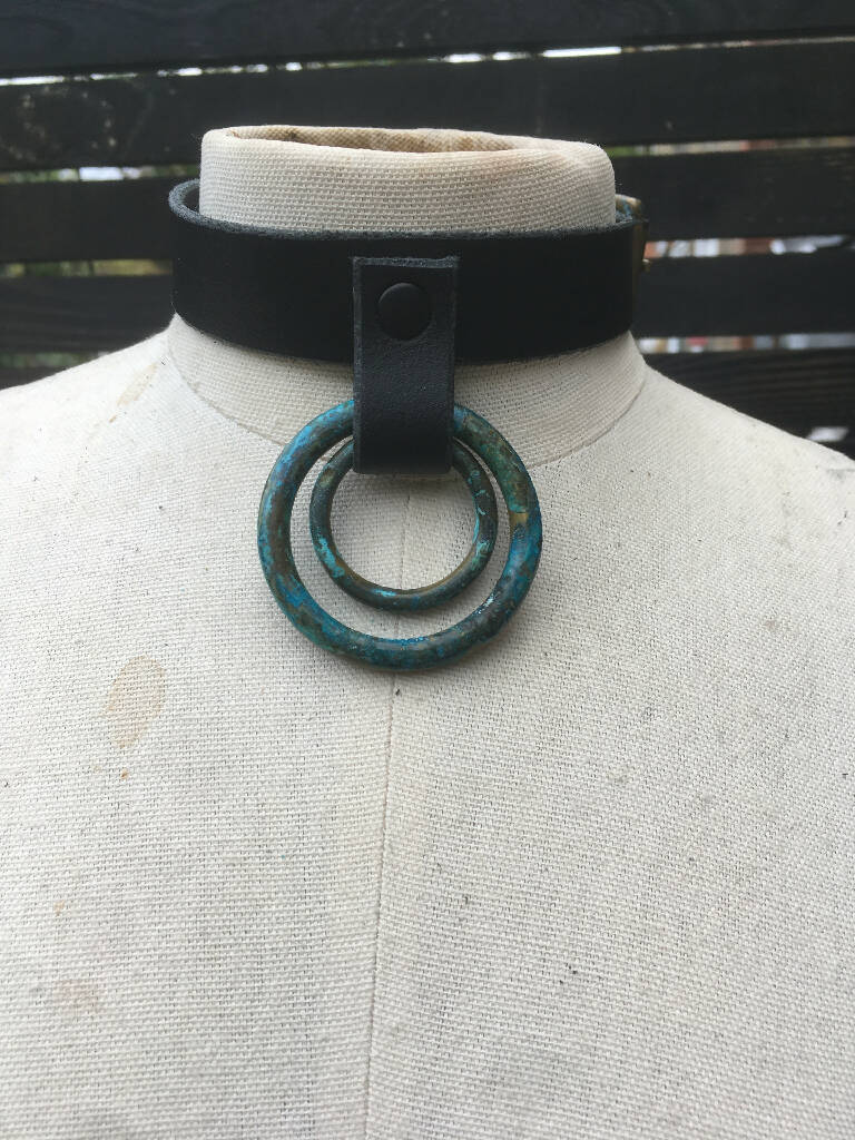 Double ring Choker