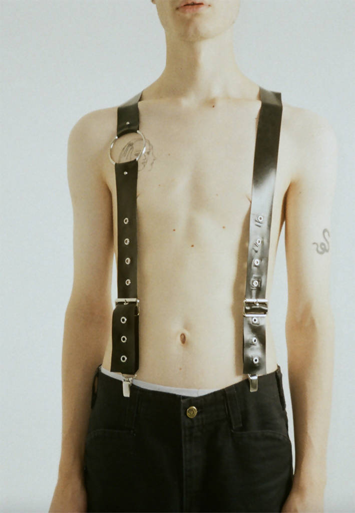 Latex suspenders