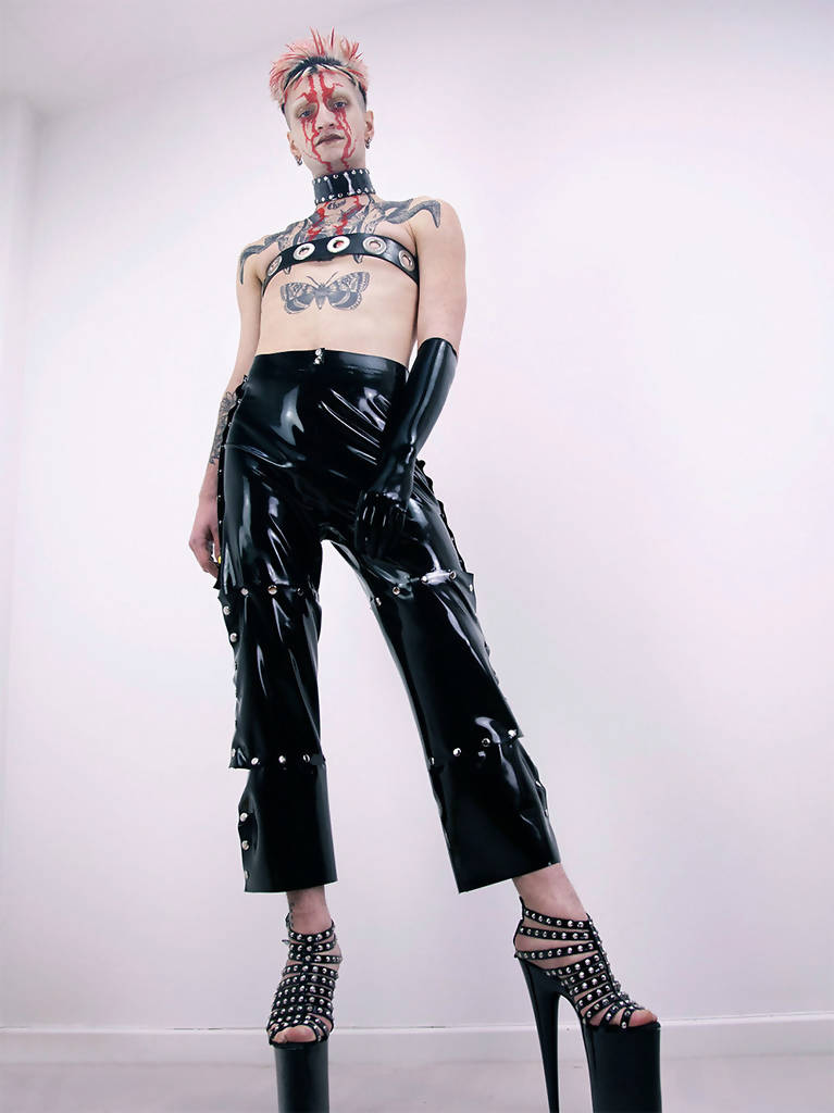 Snap button latex trousers