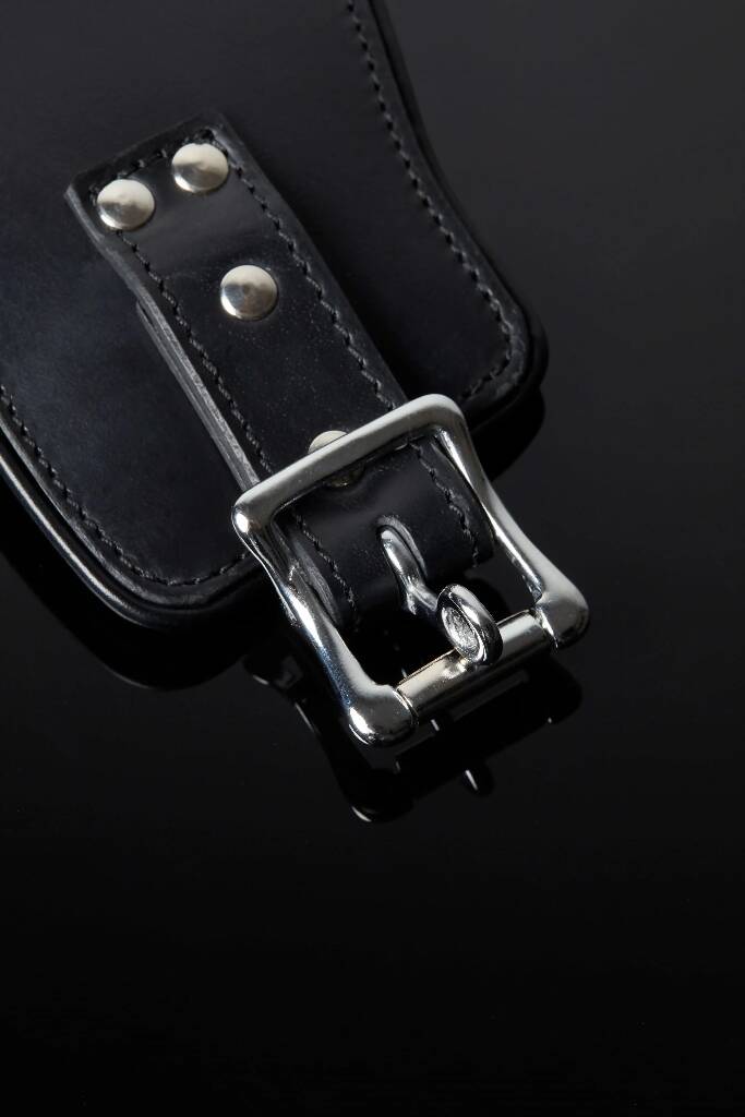 House-of-SXN-Servage_Classic_Posture_Collar_High_5