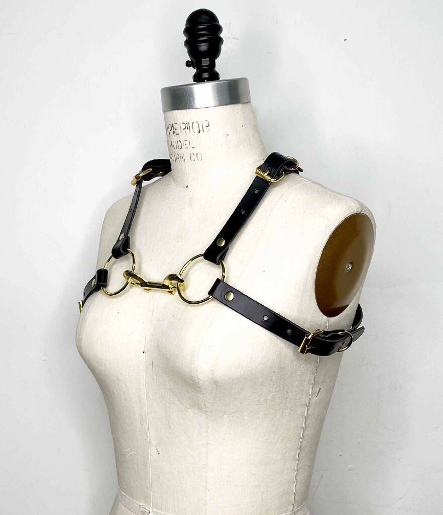 Seraphim Simple Leather Chest Bulldog Harness