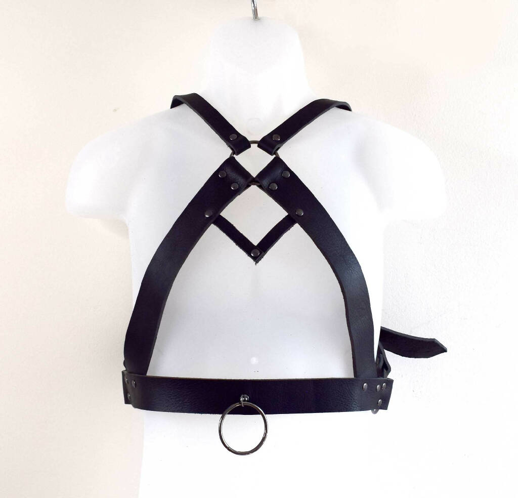 Cain Men’s Leather Chest Harness