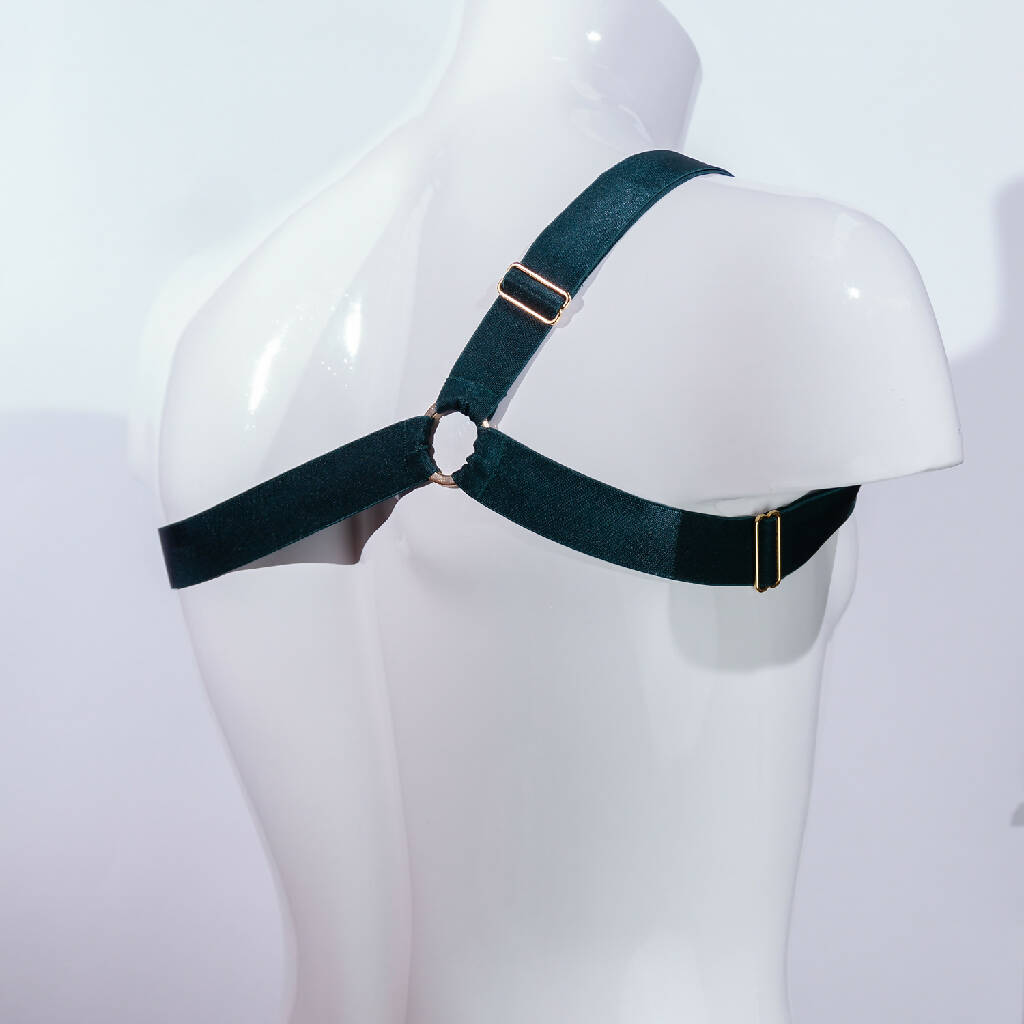 AERO: asymmetrical chest harness, 4 colors