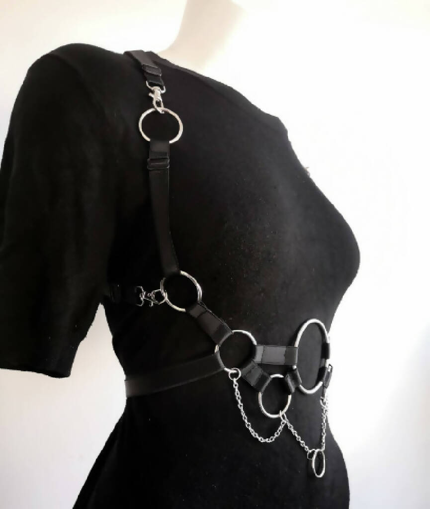Drape Chain Suspender Chest Harness