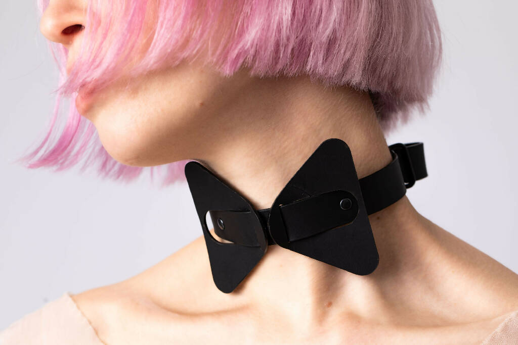 Fly choker