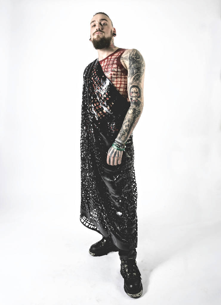 Mesh Latex Domitia Toga