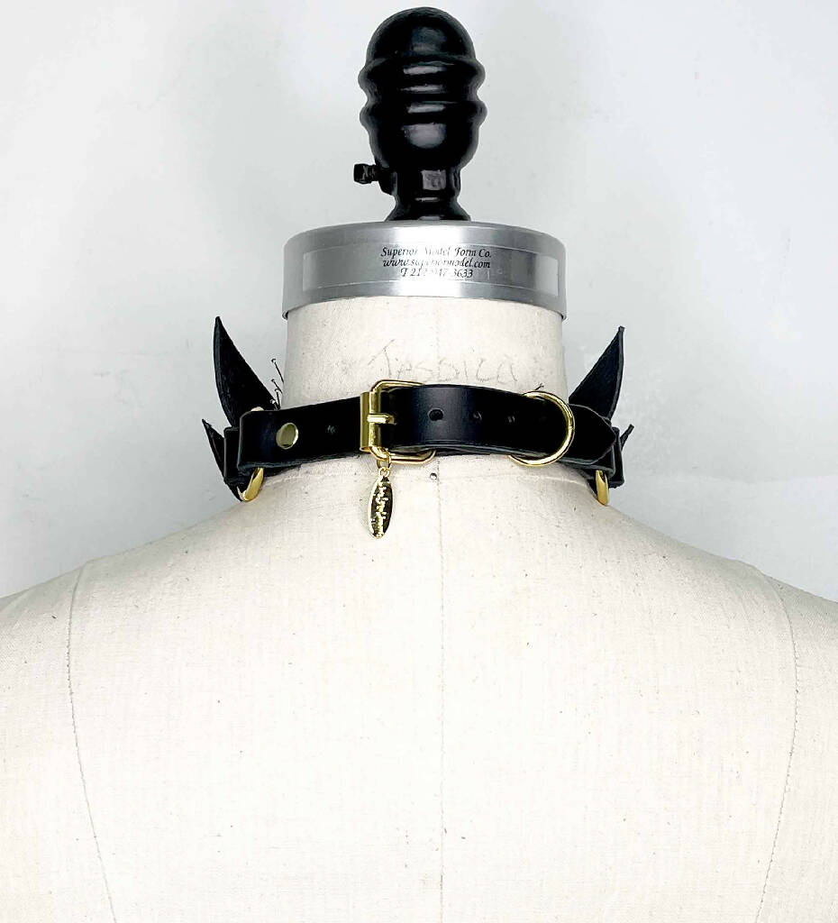 Seraphim Winged Leather Collar
